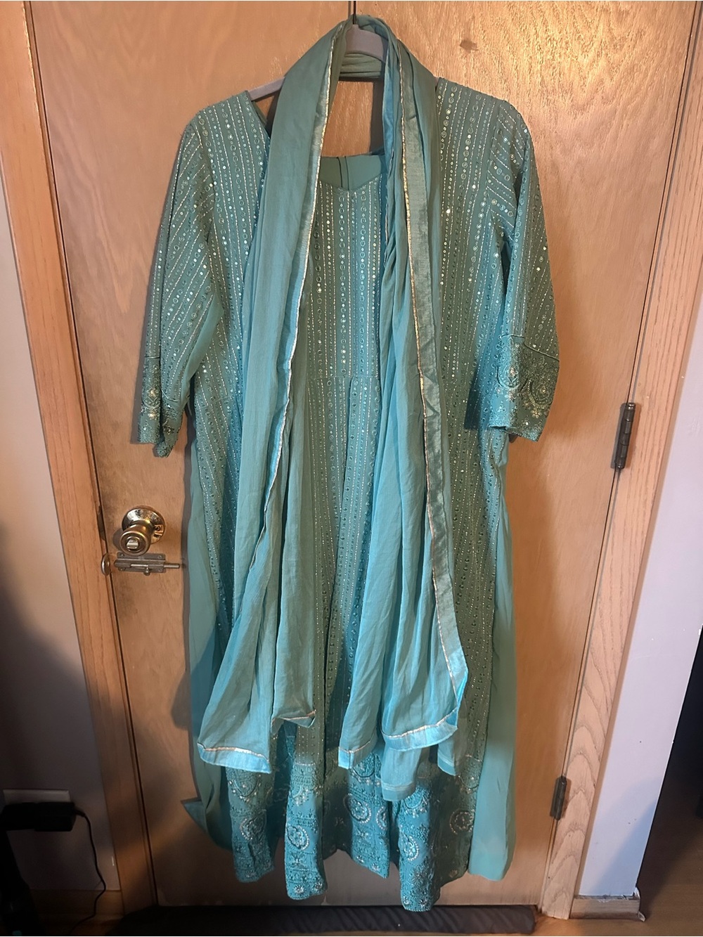 Woman’s Elegant Salwar Teal Embellished Dress with scarf. Two piece, size XXL